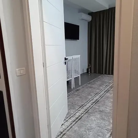 Center * Tirana